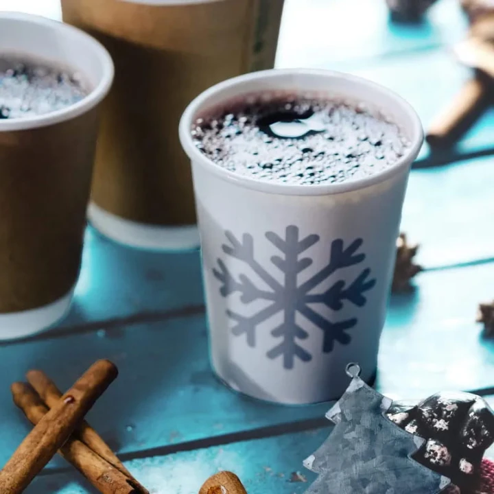 pol_pl_Kubek-papierowy-bialy-dyspersja-Winter-250-ml-sr-80-mm-50-szt-2157_8.jpg