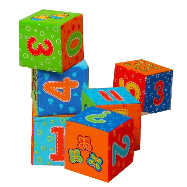 pol_pl_MIEKKIE-KOSTKI-DO-ZABAWY-TEMATYCZNE-OBRAZKI-CYFERKI-LITERKI-SENSORYCZNE-MC-090601-03-678_2.png