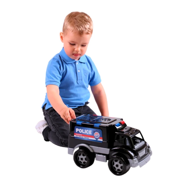 pol_pl_WOZ-POLICYJNY-POLICJA-SAMOCHOD-AUTO-STROZ-PRAWA-POLICJANT-4586-477_6.png