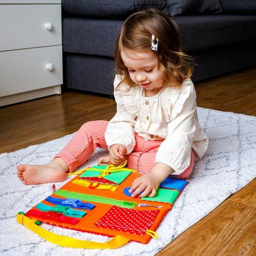 pol_pl_GRA-EDUKACYJNA-BUSY-BOARD-2-TABLICA-MANIPULACYJNA-TORBA-ROTER-KAFER-149_3.jpg